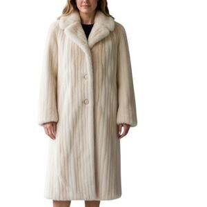 Intrigue Monterey Mills Vintage Ivory Faux Fur Coat Union Made Size 10